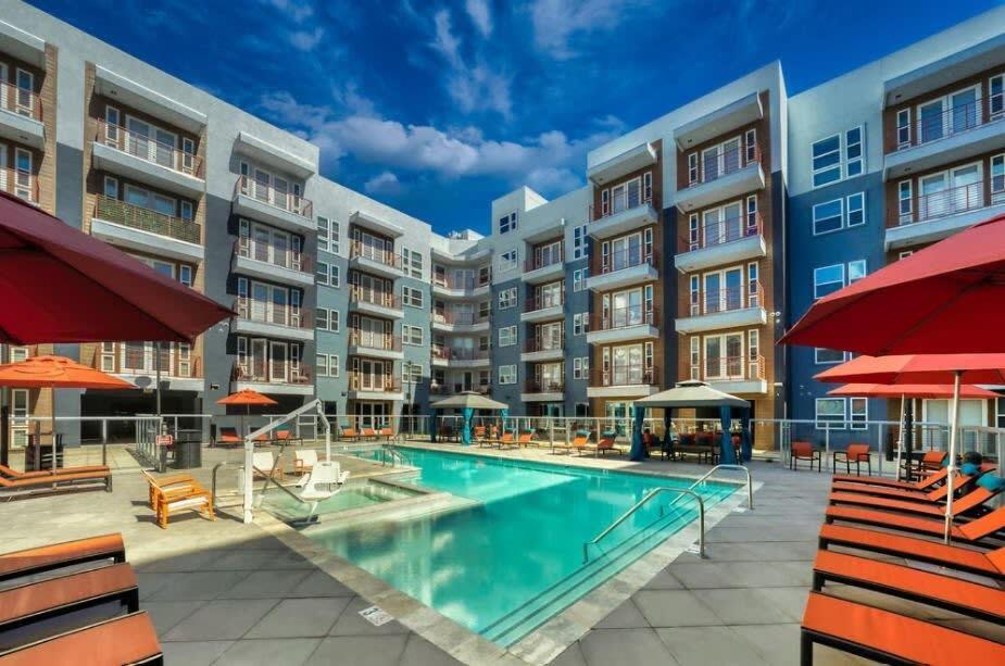Cozysuites Phx Roro Gym, Pool, Pets, Parking! #4